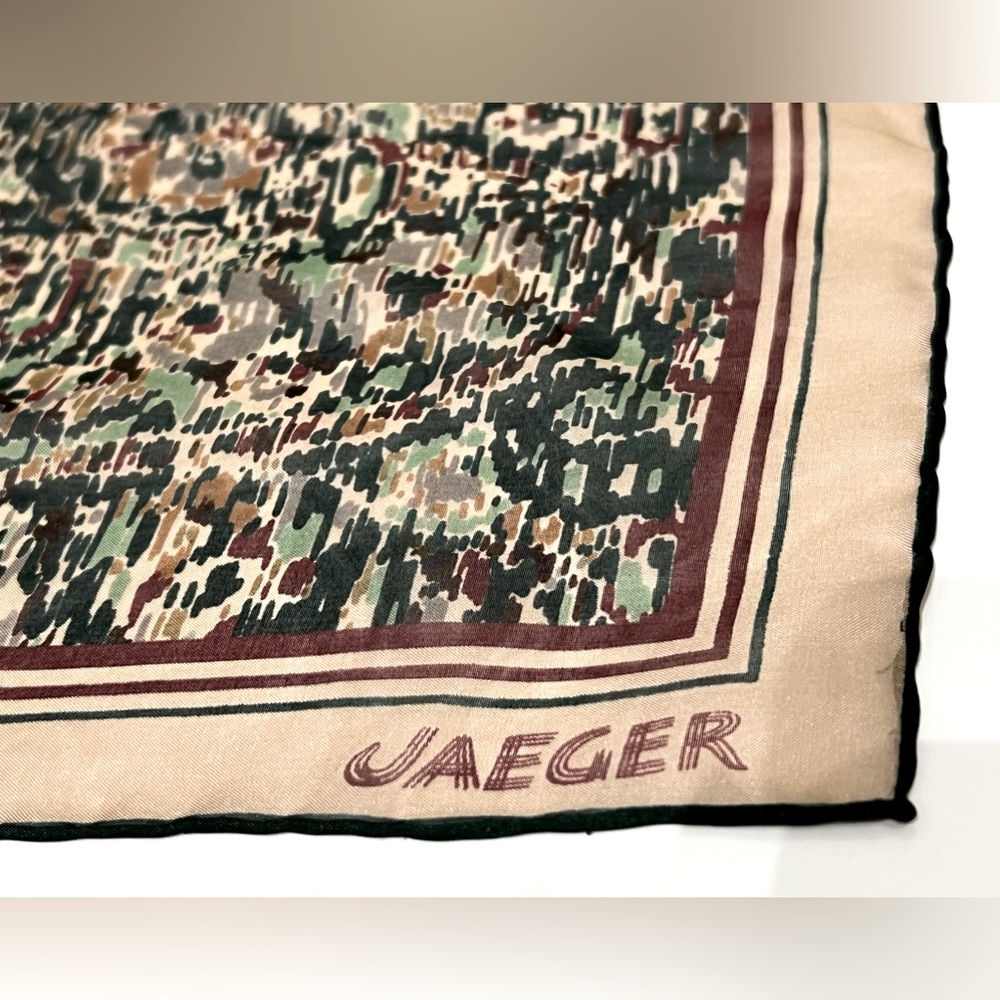 Vintage Jaeger Scarrf. 35X35 inches